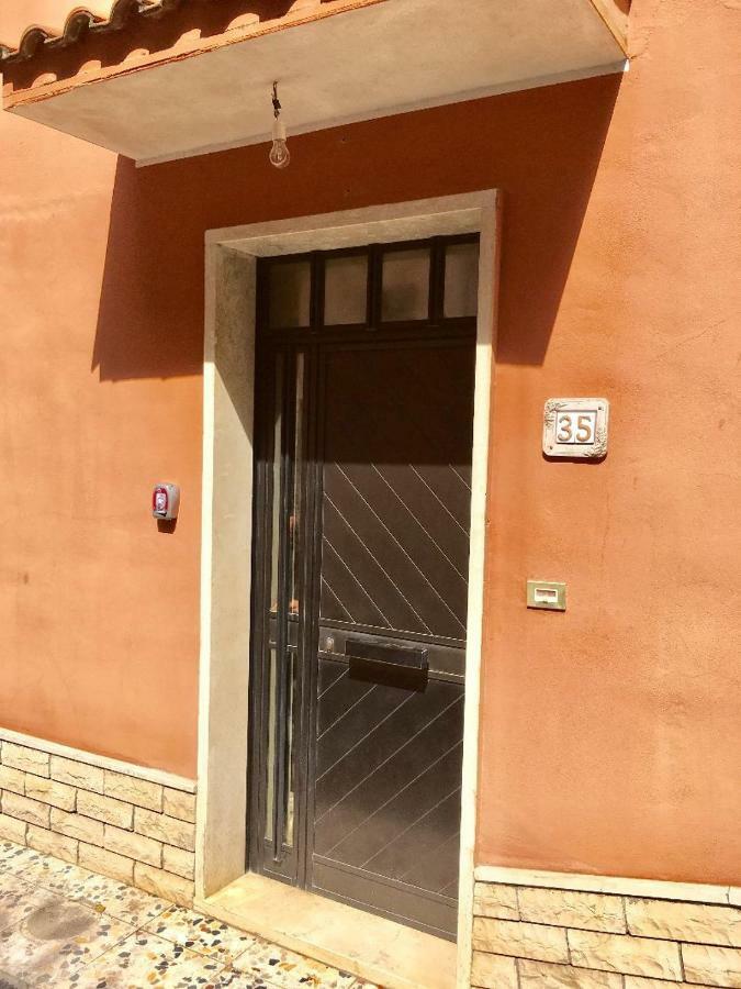 Appartamento Di Giuseppe Sonnino Екстер'єр фото